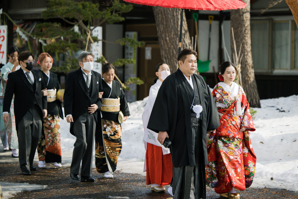 参進札幌護国神社